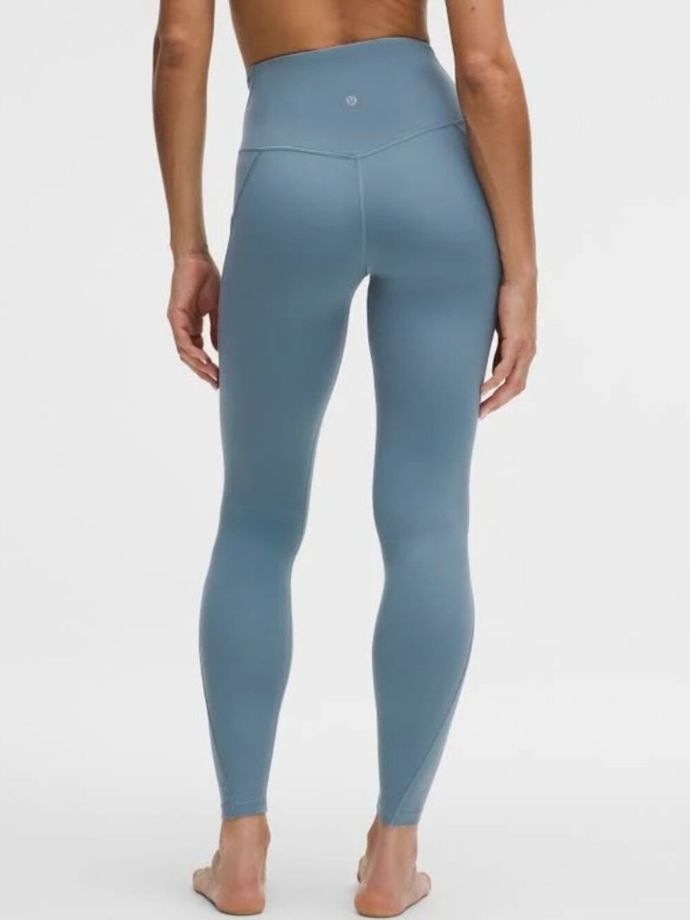 Lululemon Align HR Tight 28” Size 6 with Pockets in Dusty Blue NWOT